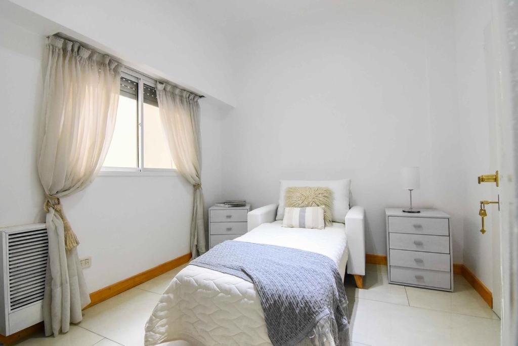 Dpto. En Recoleta: Calido, Proximo Y Confortable Buenos Aires Buitenkant foto