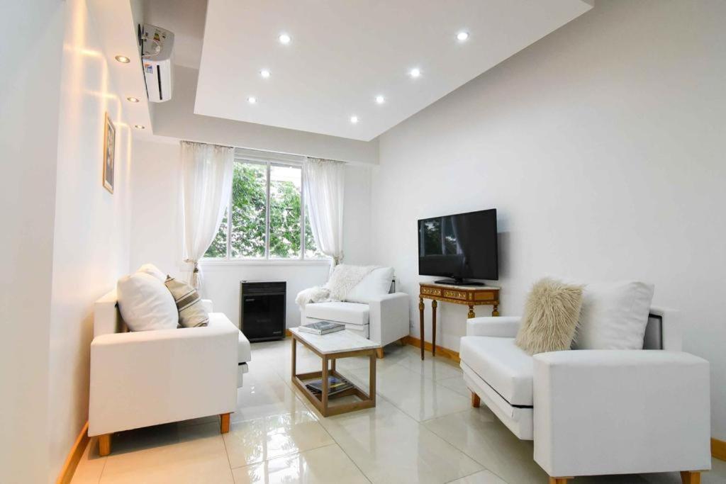 Dpto. En Recoleta: Calido, Proximo Y Confortable Buenos Aires Buitenkant foto